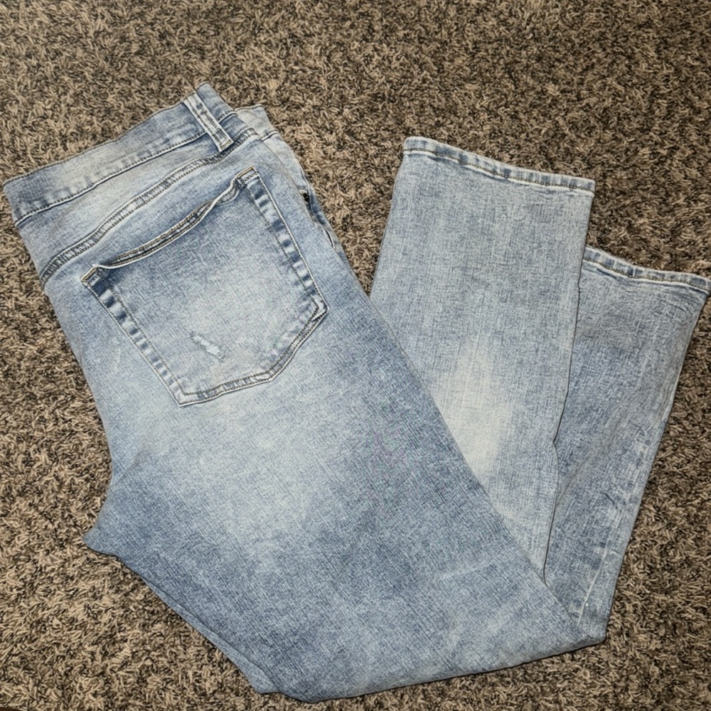 MENS 36X30 DISTRESSED LIGHT WASH JEANS - Picture 5 of 5